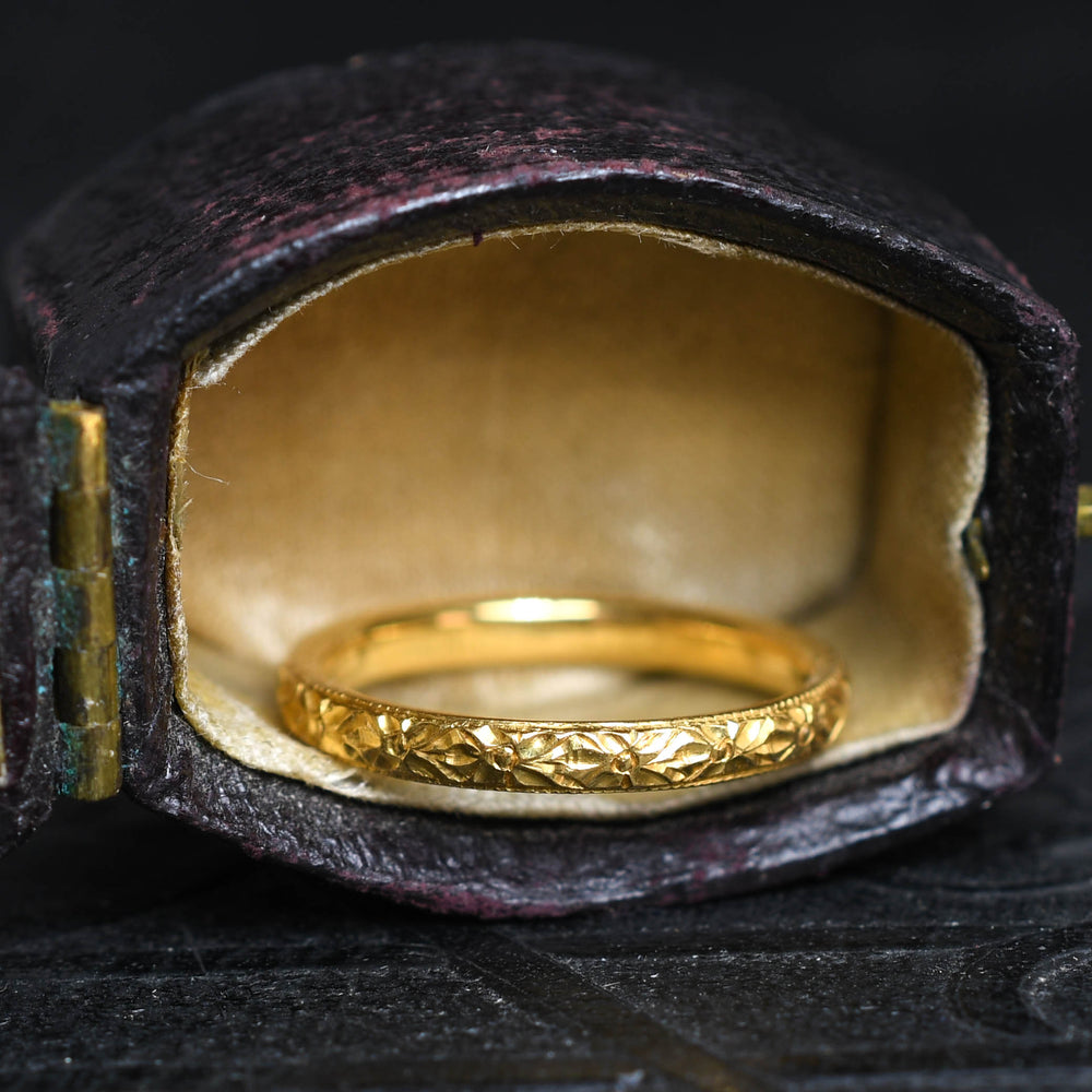 Mid-Century 22k Gold Engraved Band Ring