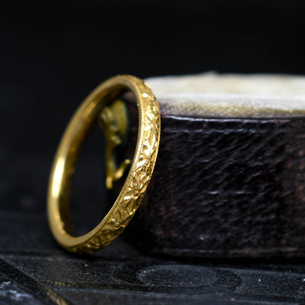 Mid-Century 22k Gold Engraved Band Ring