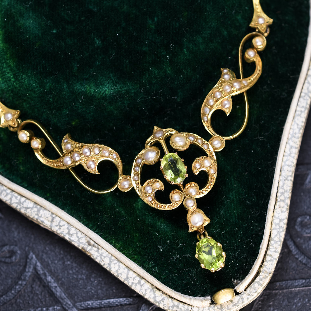 Edwardian Peridot & Pearl Lavaliere Necklace