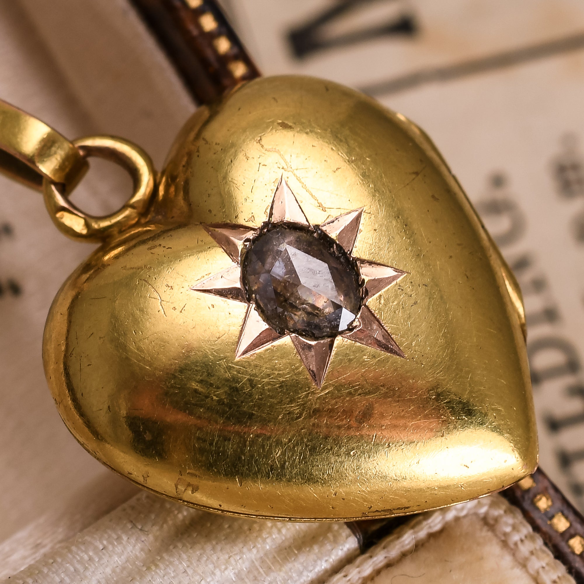 Heart locket store with diamond