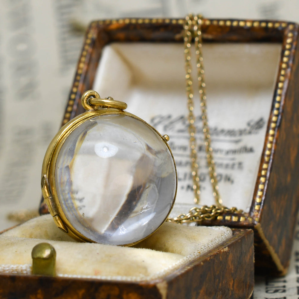 Victorian 18k Pool-Of-Light Locket