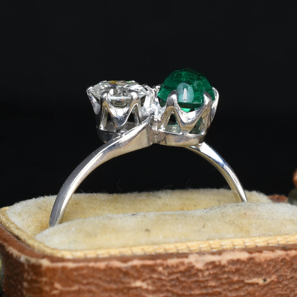 Art Deco Emerald Cabochon & Diamond 