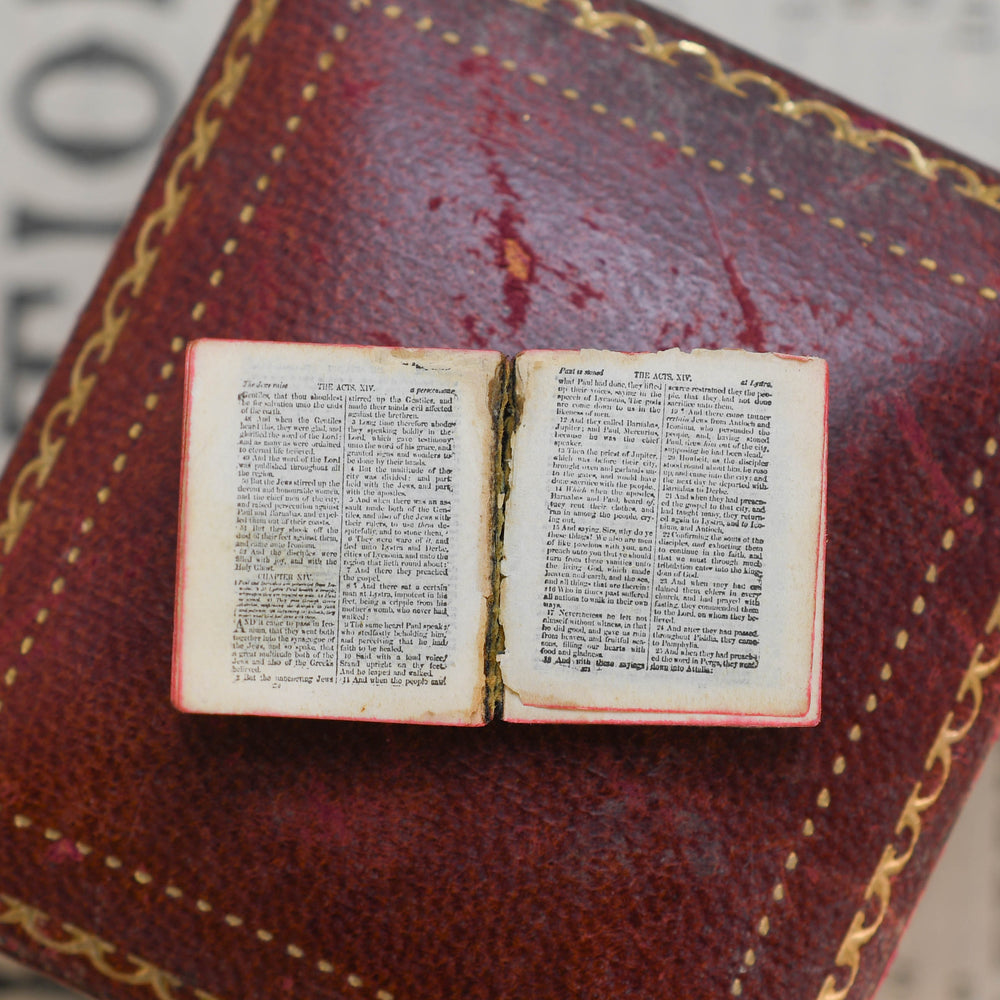 Victorian Gold Miniature Bible Charm