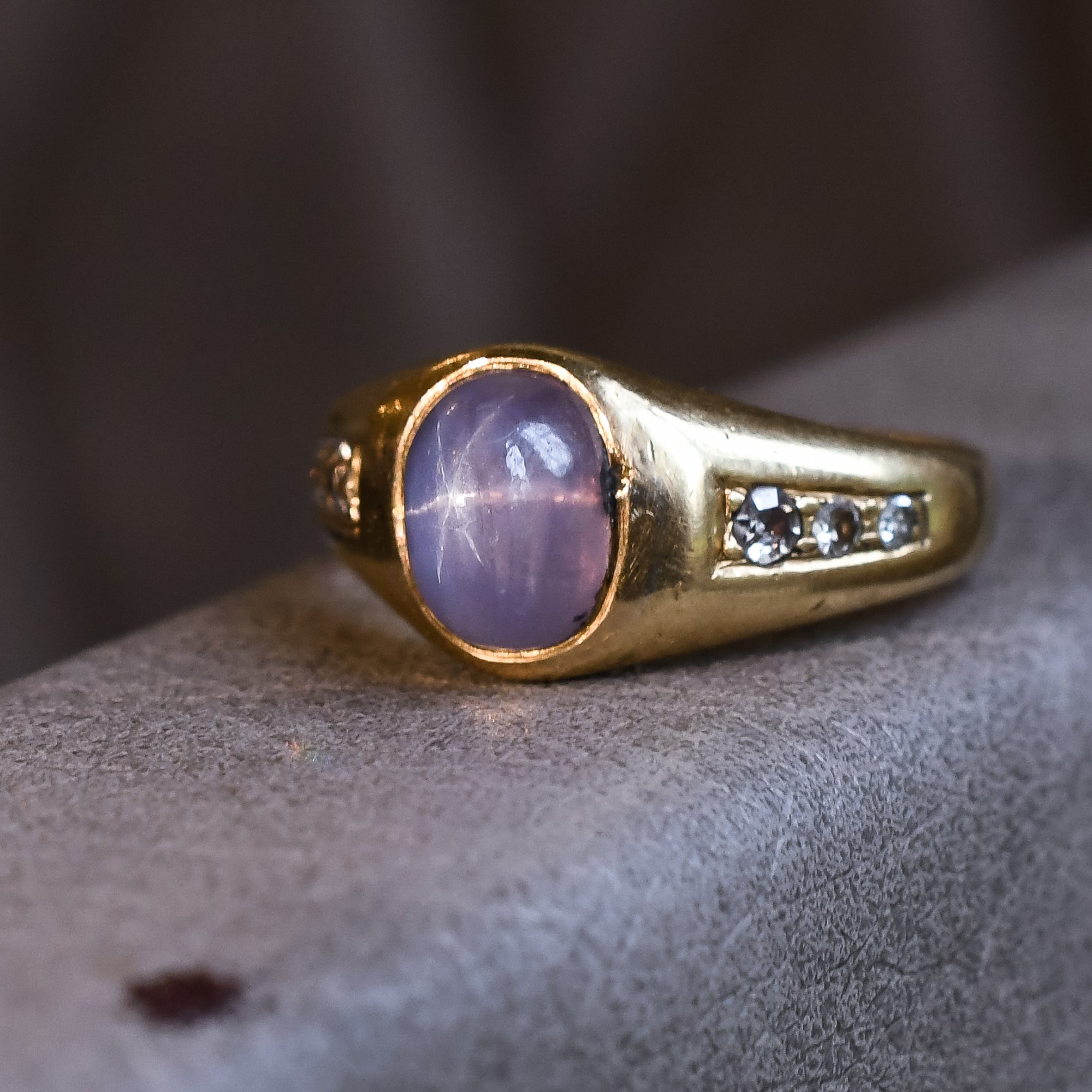 OSCAR HEYMAN Platinum Purple Star Sapphire Ring With Diamonds | Holt Renfrew