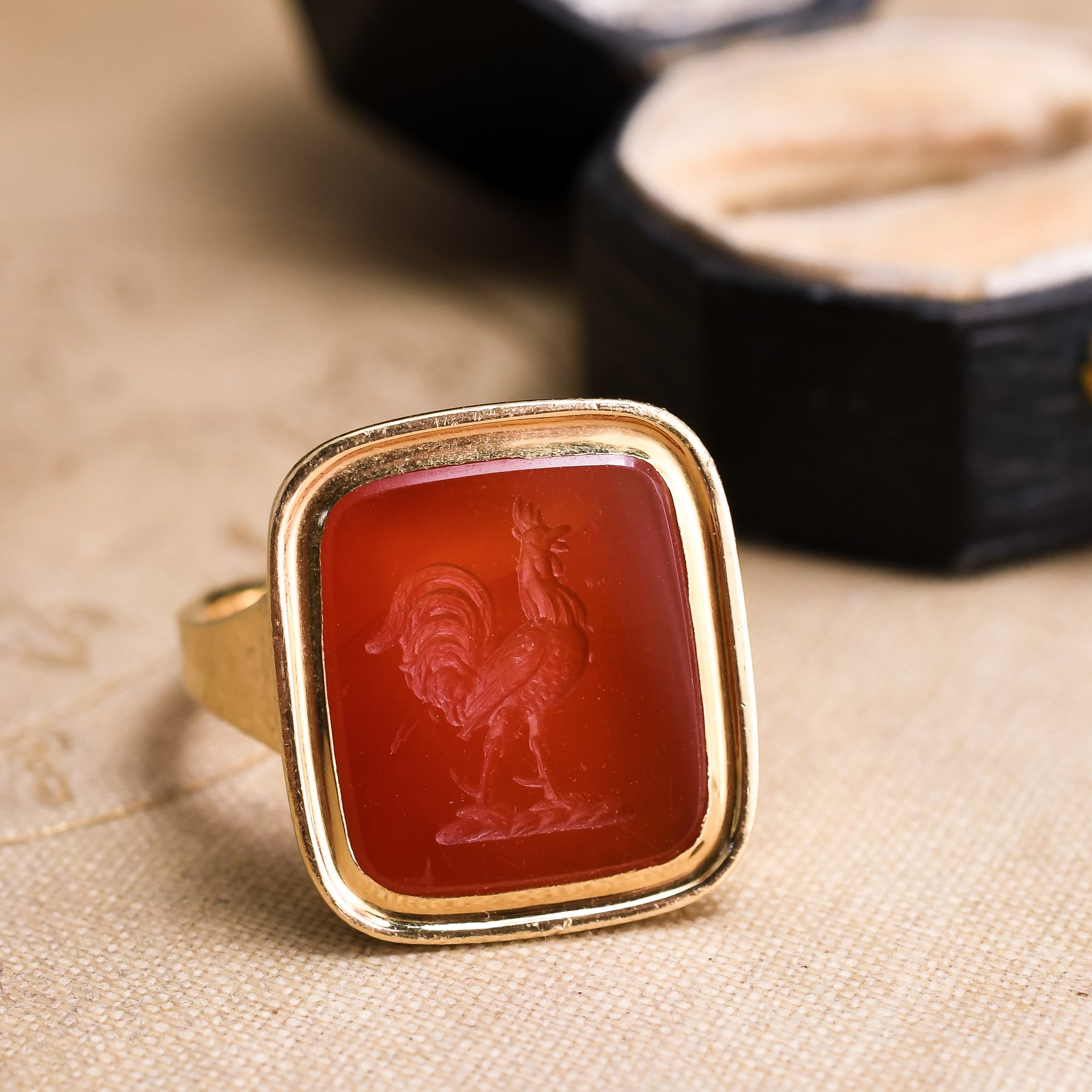 Victorian 1878 10K Double Carved Man and Woman Carnelian Cameo and Intaglio  Ring – Hers and His Treasures