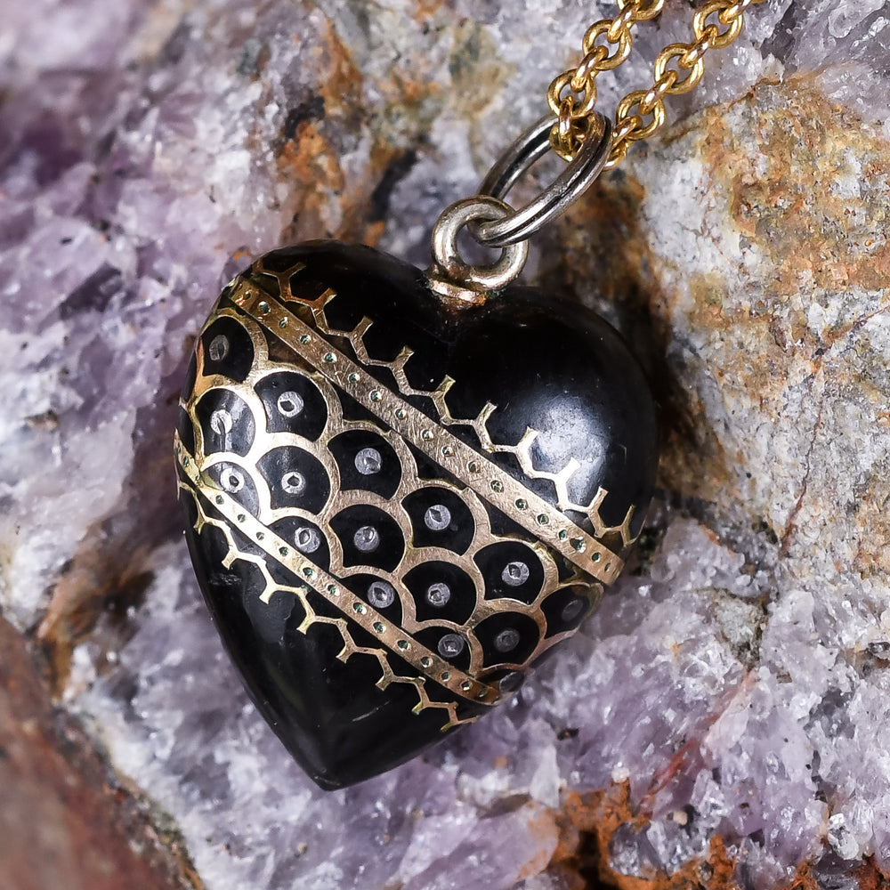 Victorian Fish-Scale Pique Heart Pendant