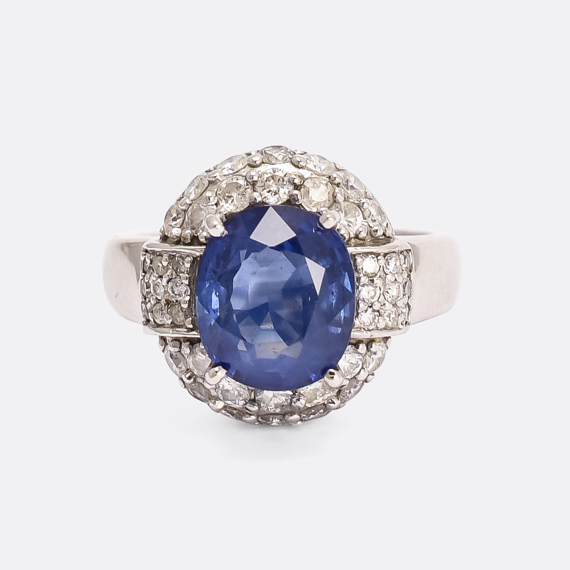Vintage GIA Certified 4 Carat Ceylon Sapphire & Diamond Platinum Ring | Sri  Lanka Heated Blue Sapphire – ASSAY